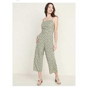 Old‎ Navy Square-Neck Cami Jumpsuit Olive Floral Sz Medium Women's Crop Wide Leg